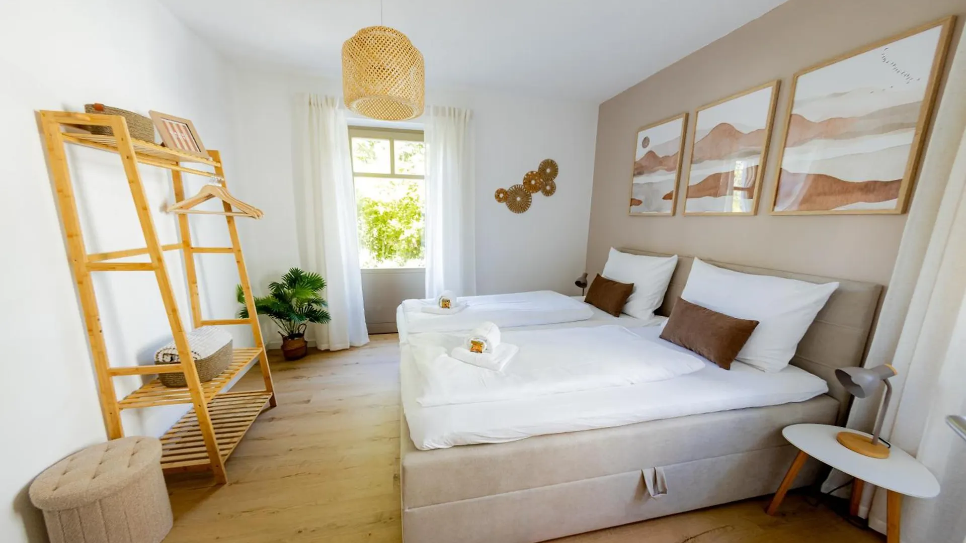 Come4Stay Innstadtgarten Domblick 帕绍 公寓
